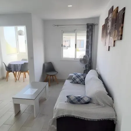 Casita Del Oceano - Ocean View 아파트 코스타 데 안티과